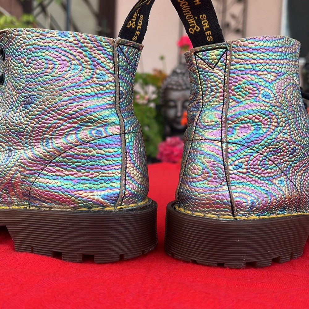 🏴󠁧󠁢󠁥󠁮󠁧󠁿 Vintage Dr. Martens MIE Rare Colorful Iridescent Ankle Boots UK 2 - Picture 16 of 17